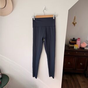 Aerie Offline Seamless Navy Leggings